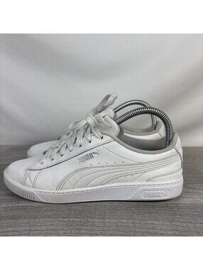 Puma White Low Top Sneakers Women's Size 7 Shoes